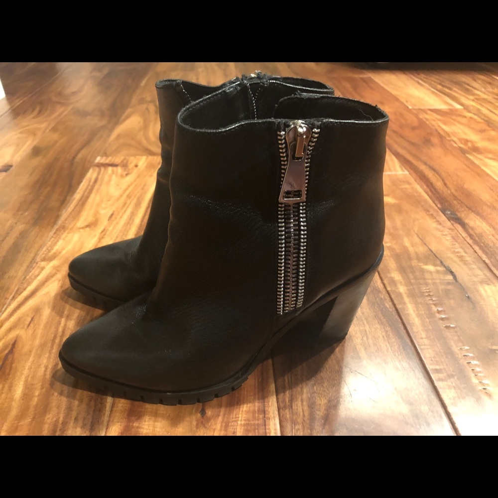 Steve Madden boots